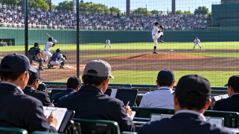 2026年ドラフトでプロ野球スカウトから注目される菰田陽生をイメージした野球イラスト
